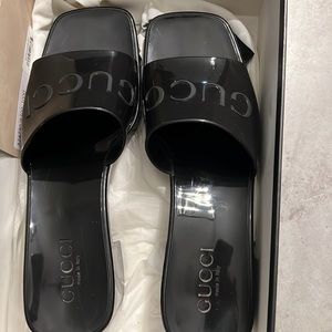 Gucci rubber slides black authentic size 8